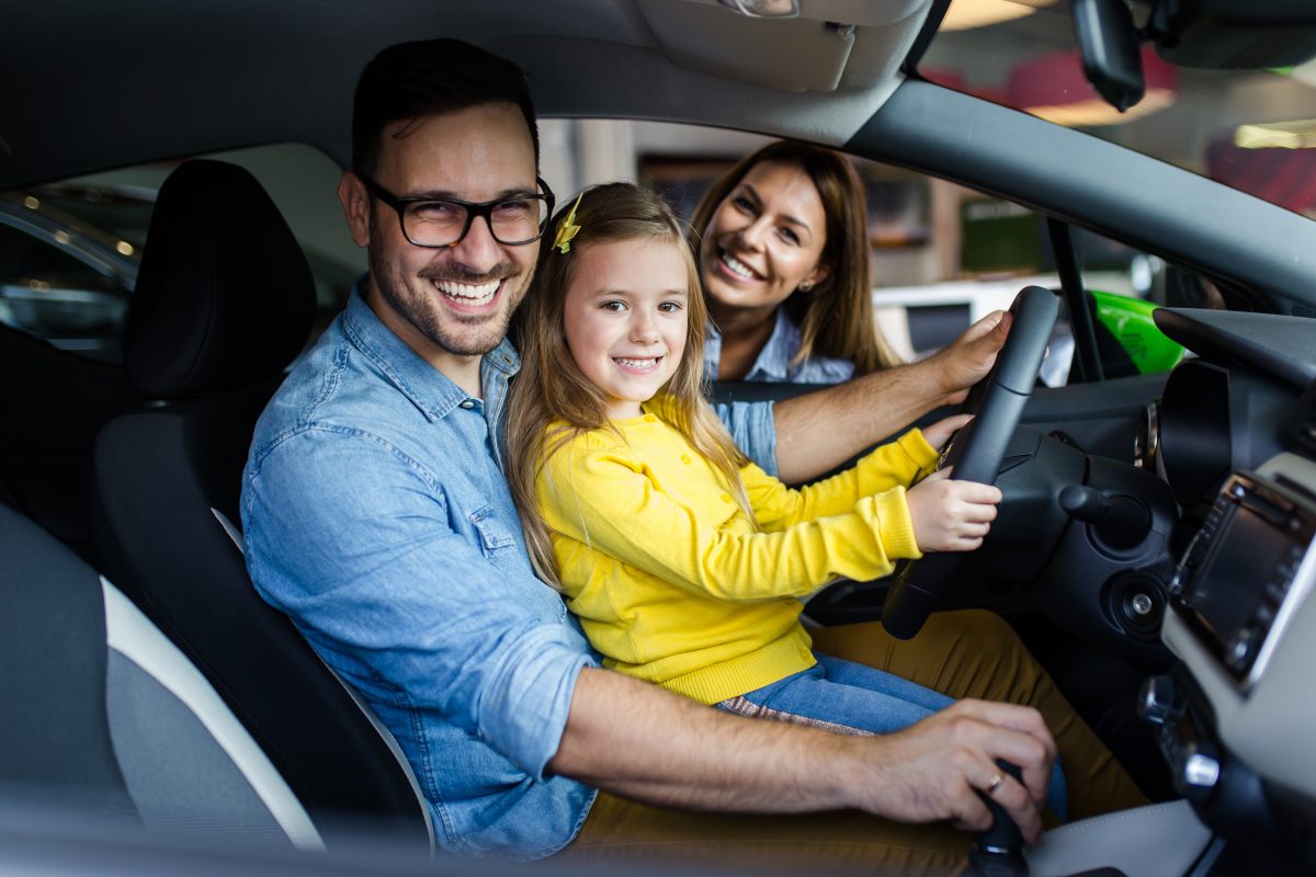 Kupując używany samochód online, czytaj opinie innych klientów